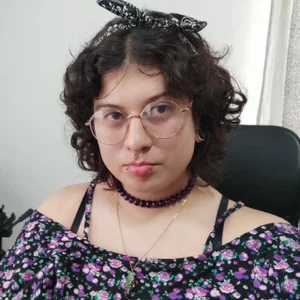 Smoke_trip_Alicia Public  4টি ছবি