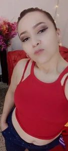 VeronicaRyan Public  3টি ছবি