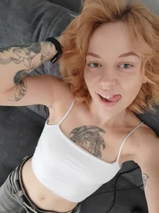 Hottest_Emma's 😈 Gift to u 😈 Sex Photo 2