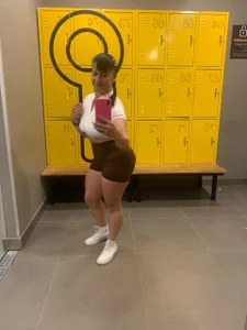 clara_heat Body in progress… temptation on the rise 💋 Gambar