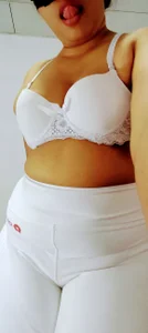 SLNISHU My sexy photo... . 💗💗💗💗 Poză 2