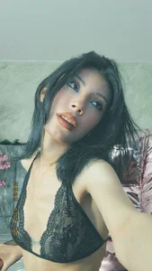 The perfect mix between the angelic and the lethal. de verana_s  photos