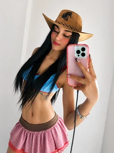 Nicolle_Quiintero Public slika 6
