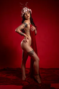 AndreaValencia Santa Can’t Resist 🎅🏻 Billede 3