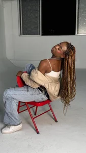 _brit_rivas_ Public Εικόνα 3