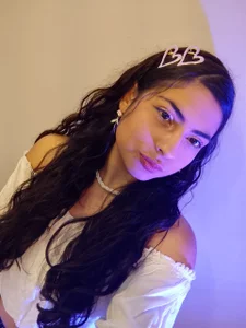 Angel_Alba_ I want you to give me Pic 3