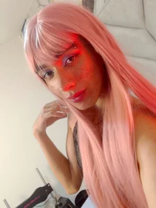 Zdjęcia Isaacxsam_ pink:  3