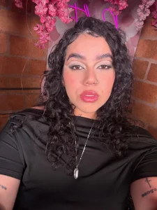 krisstenSantos Day of make up Pic