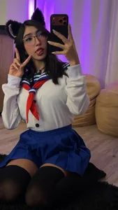 MarianaBranzz Schoolgirl Kitten Gambar 2