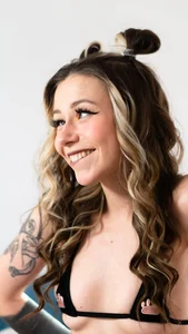 Shiny_Lily Aurora anime girl Pic