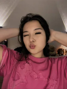 AlberthaEscue Blowing something sweet 😏😋 Pic 3