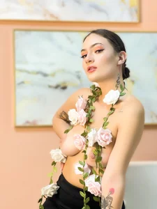 AnaDurant Delicate Roses Pic 2