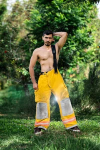 muscle_ares I will put out your horny fire with my hose Foto 3