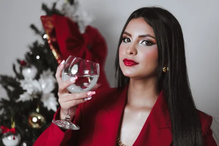 DulceColeman 🎄🥂 Happy Holidays! 🥂🎄 Pic 2