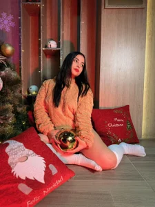 AllisonRogersX Ready to receive my gift Hình 5