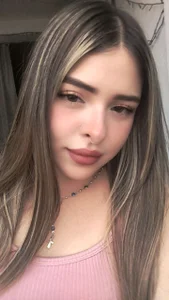 🫦 de Nahomy_cm  Imagens