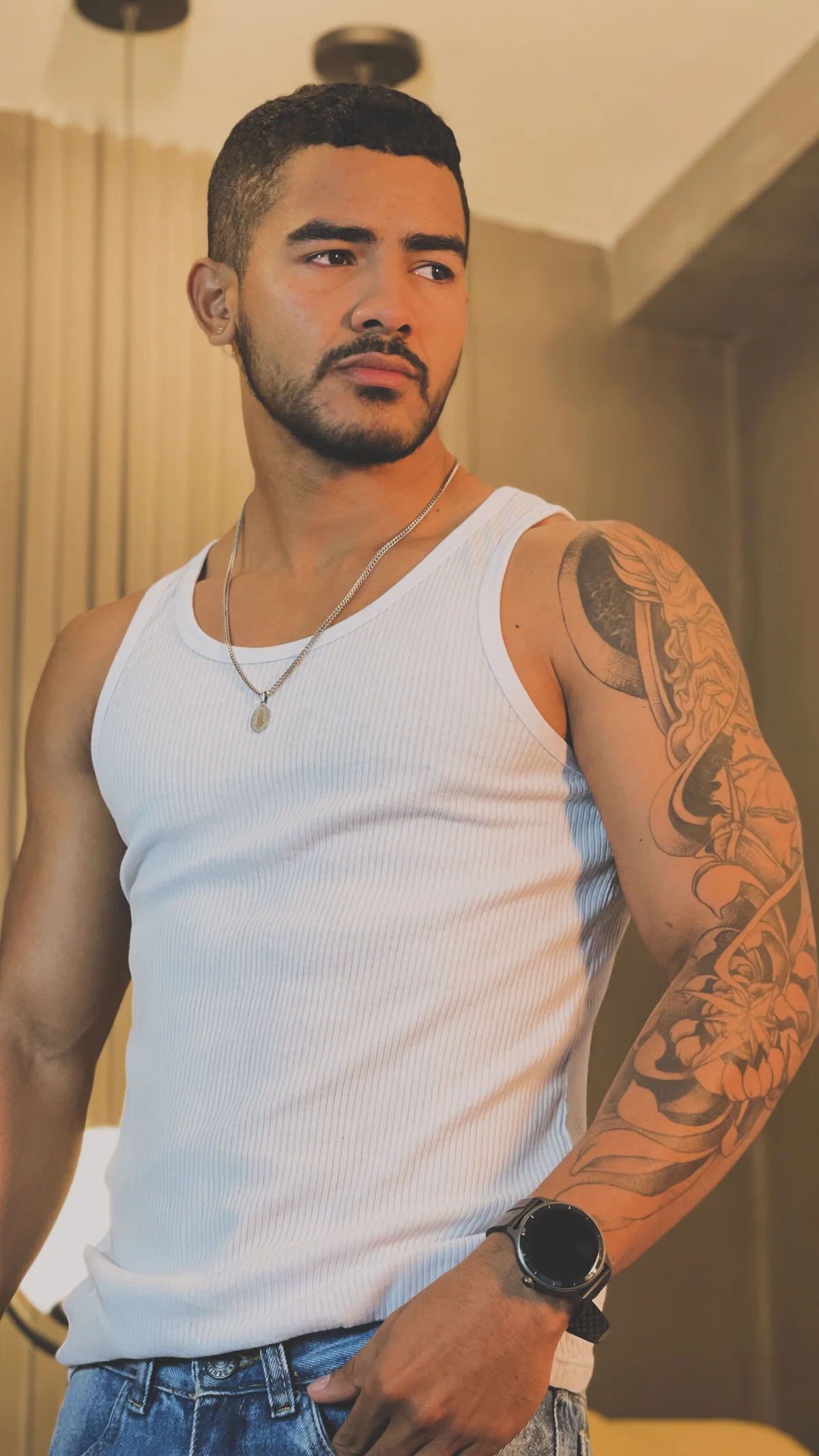 Reik_Vonn-এর ট্রেন্ডিং  5132টি ছবি