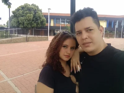 Revenge-Couple new photos in the pool Pic 4