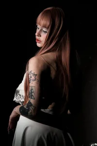 HoneyGold_ Public Pic 2