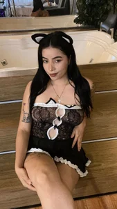 Zdjęcia AmbarWestt Careful, baby… this kitty loves attention. 🖤🐾: 