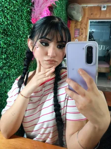 astrid_ferrani Public  4. fénykép