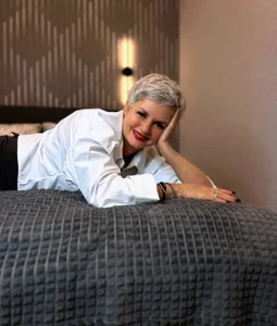 Elegantly od Linda_Zef1r  4 snímek