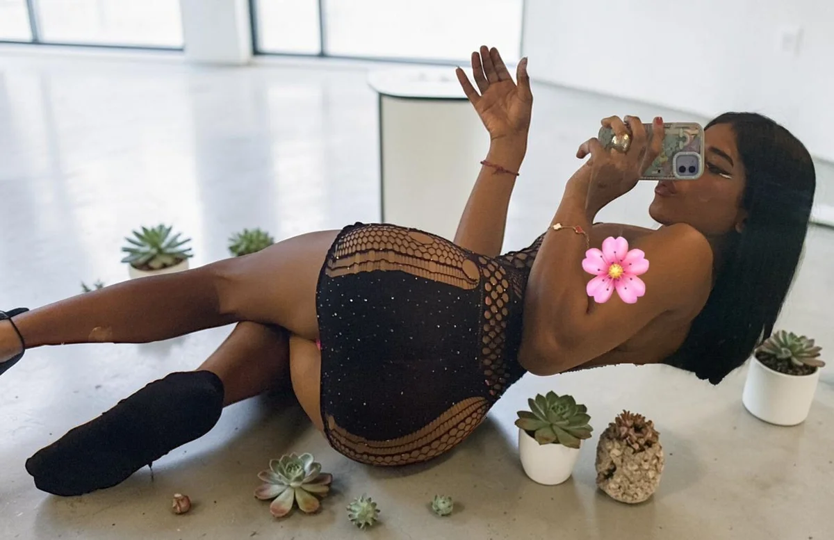 Ảnh Thịnh Hành của cintya_evans 3763