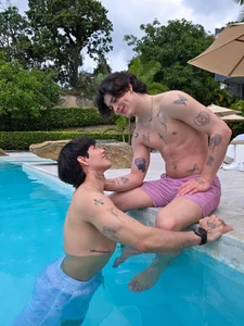 Jim_and_Lee's photo
