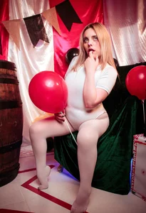 MiaColucci18 Trick or treat 🎃🍬 Poză 3