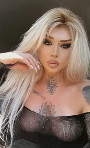 AlenaRios Soft look. Strong presence. صورة واحدة|AlenaRios Soft look. Strong presence. صورتان|AlenaRios Soft look. Strong presence.  صور|AlenaRios Soft look. Strong presence.  صورة