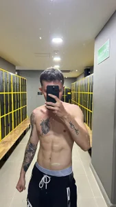 Dylanwhite23_ after training Hình 3