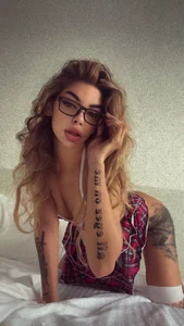 Blonde me 😻 de jelly__beanss  3 photos