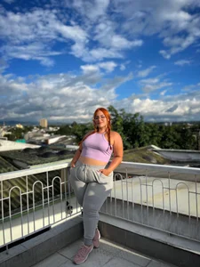 LeahxBarker Sport  2টি ছবি