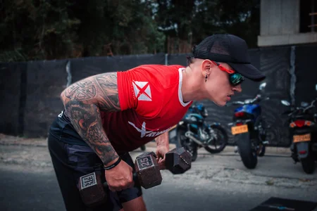 Joeysexx2 Motivation is what gets you going, and habit is what keeps you going. Foto 6