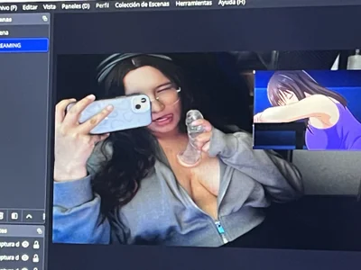 jelym Public slika