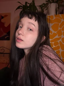 bambi_lu teen baby vibes - brown hair and eyes📎 Foto 3