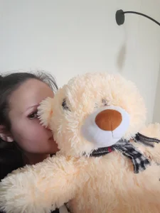 mona_cloud Life is a flower and love is the nectar 😍 Bilde 3