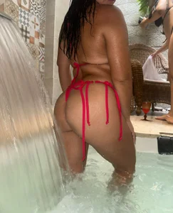 Layla_arabelle sexybikini  3টি ছবি