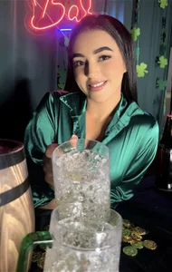 ximena_case Happy St. Patrick's Day 🍀💚 รูป  2