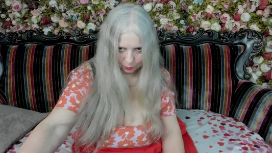 mariabelladonna Red Pic 7