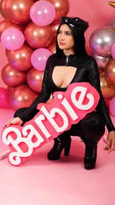 JESYSOZ23_ BARBIE DARK Pic 5