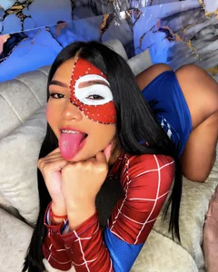 CaseyPiierce Spider-Girl🕷️💙 Bilde 4