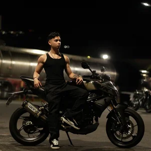 Midnight Rider 🌙🏍️