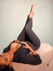 ArianaDumont Goddess of pleasure Pic 4