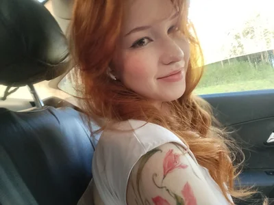 grrr_Rose I'm try to driving😂 Pic 3