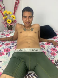 Axelgaell kullanıcısının BROWN WITH BIG COCK albümü -  4 fotoğraf