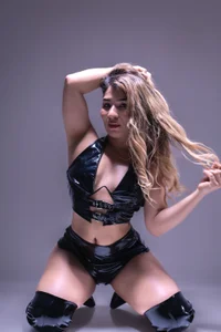 CamilaPreston kullanıcısının My latex boots 🔥 albümü -  4 fotoğraf