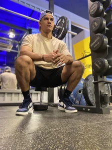 Gym 💪 od DantePierroo  4 snímek