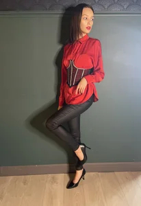 YourDarlingVivian Red is my favorite color;) Pic