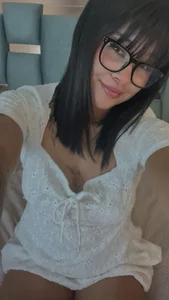 miahonneyy Public Pic 2